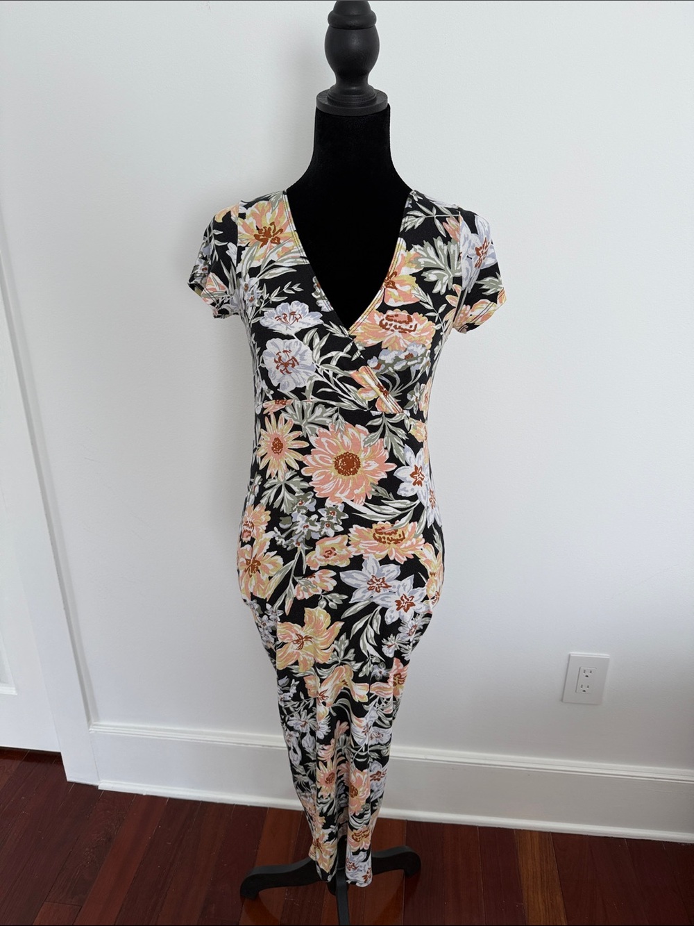 Billabong Black Floral Midi Dress